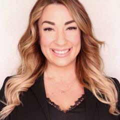 Ashley-Jacobs-Headshot Ashley-Jacobs-Headshot